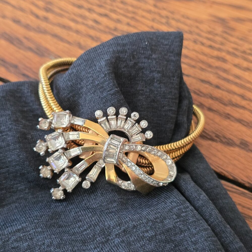 1940s Vintage Rhinestone Bracelet | Elegant Formal | Perfect Condition - Picture 2 of 3